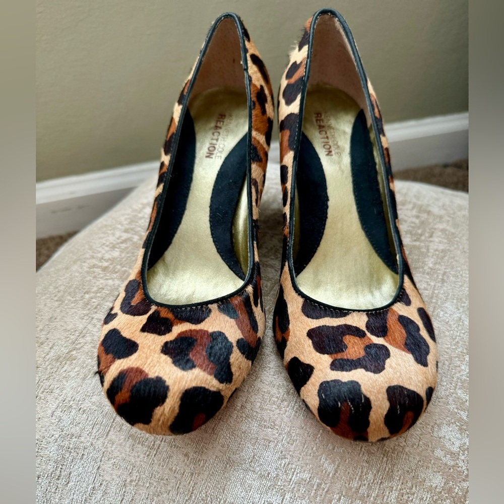 Kenneth Cole Reaction calf hair wedge- Animal print with maroon wedge